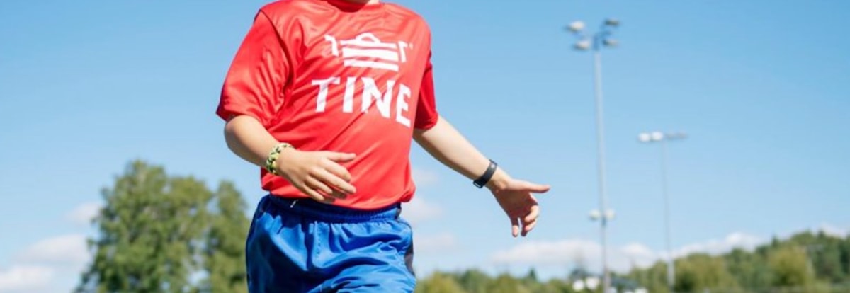 Tine Fotballskole 2025 på Kragerø Stadion. Påmelding er åpen!